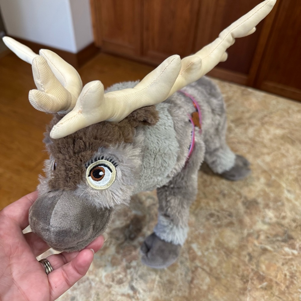 Disney Store Frozen Sven Reindeer Elk Stuffed Plush Deer 16" Bendable Legs Toy